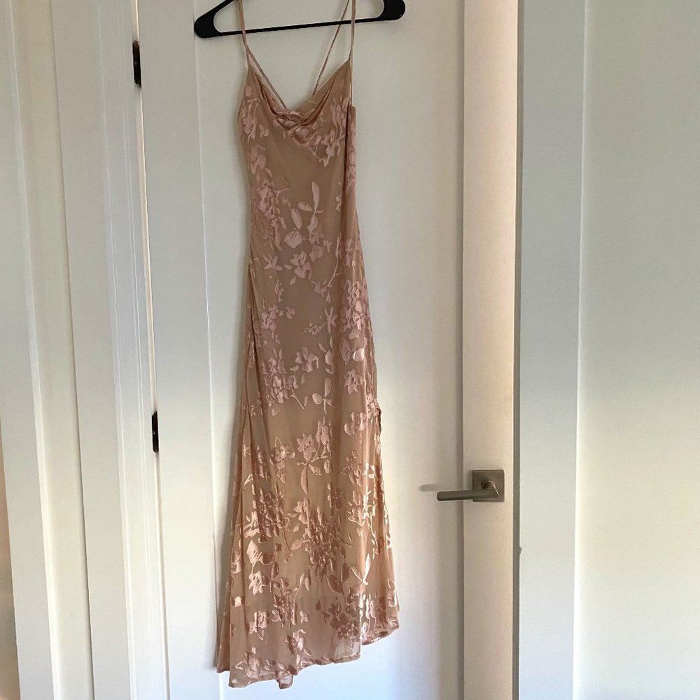 ASTR Gaia Dress Blush Floral Jacquard